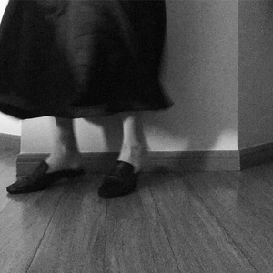 温柔的遗孀希岛爱理
